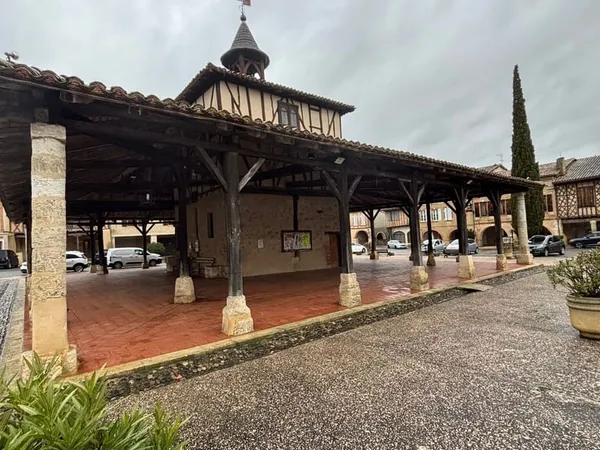 Maison 8 pièces 260 m²