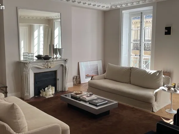Paris 2e - Rue Saint-Fiacre - Appartement de 87 m²