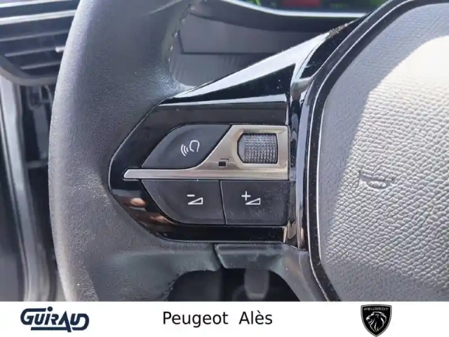 Peugeot 2008 puretech 130 s&amp;s bvm6 — photo 17