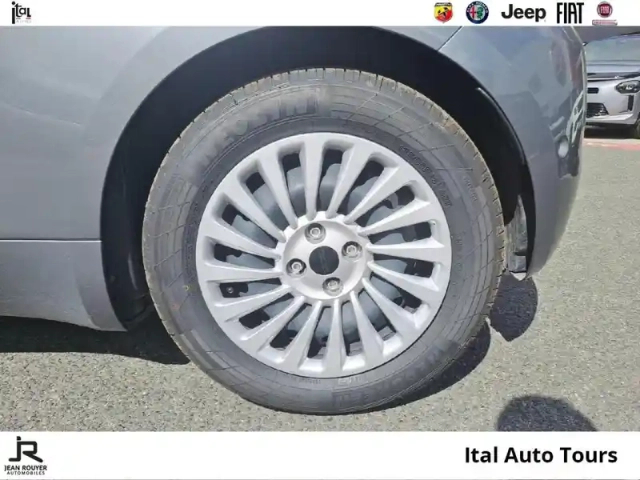Fiat 500 e/electrique 118ch pack confort my23/eligible prime cee — photo 11