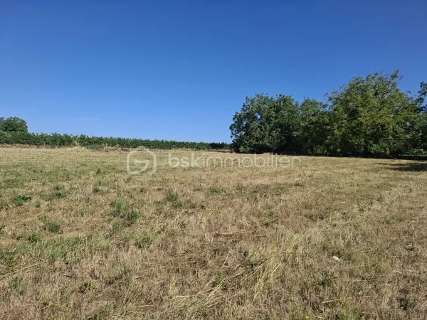 Terrain 1383 m²