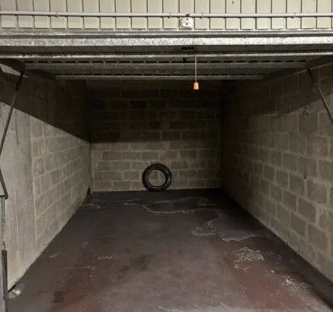 Parking 11 m²