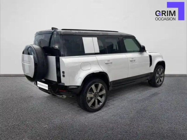 Land Rover Defender 110 p300e awd auto — photo 43