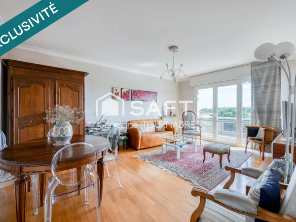 T4 Spacieux, lumineux, dernier étage avec balcon, vue dégagée, garage