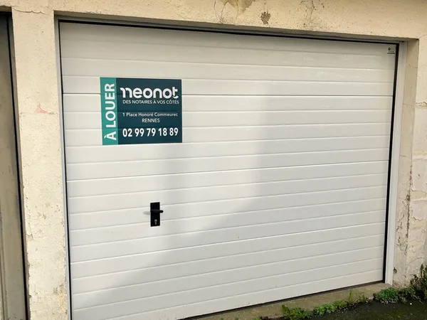 Loue garage fermé- Rennes