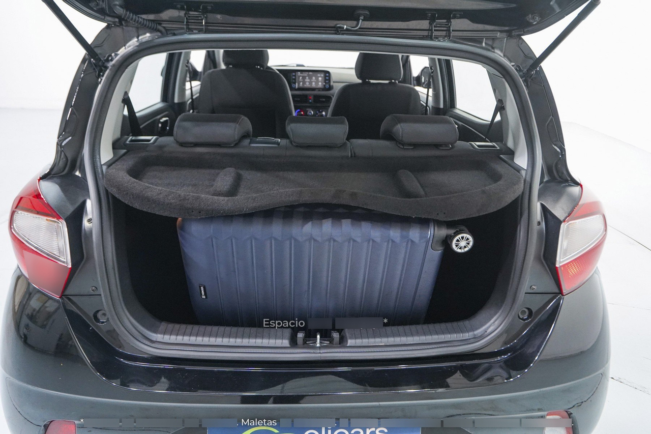 Hyundai i10 — photo 16