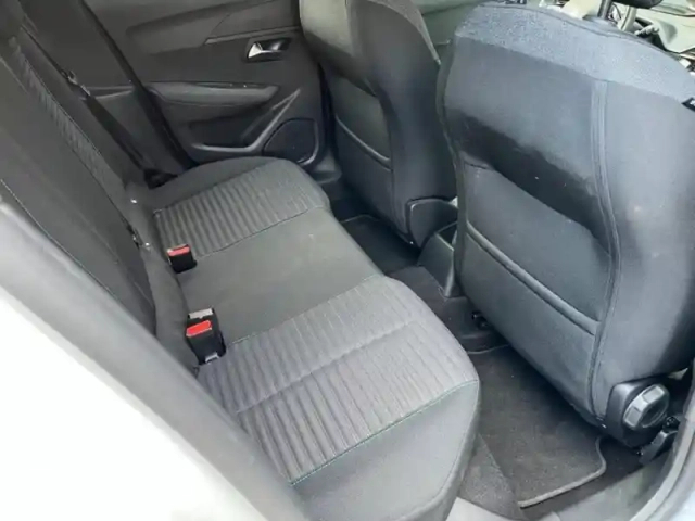 Peugeot 208 1.2 puretech 75ch s&amp;s style — photo 7