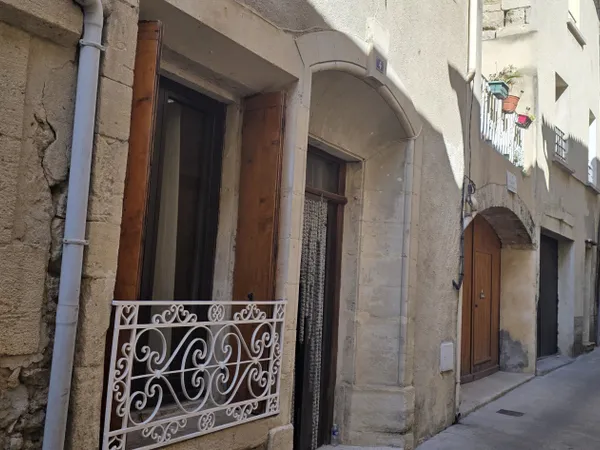 MAISON DE VILLAGE EN PIERRE AVEC TERRASSE MONTFRIN