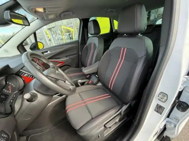 Opel Crossland 1.2 turbo 130ch gs line bva — photo 11