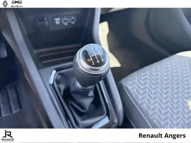 Renault Clio 1.0 sce 65ch evolution — photo 6