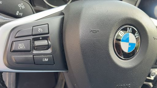 BMW X1 sDrive 18i 140 DKG7 - Xline – 2018 – 77050 km – Essence – Boîte Automatique — photo 11