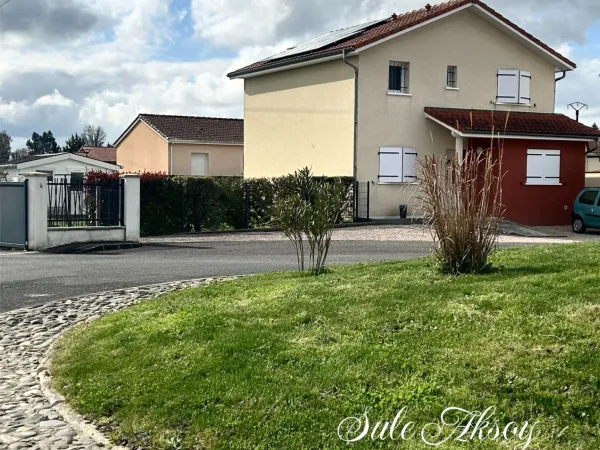 Maison Econome lotissement privé - 120 m² avec vue Pyrénées - 3+1 chambres - PMR - Maubourguet (65)