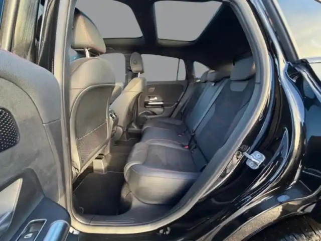 Mercedes Gla 250 e hybrid eq amg line — photo 17