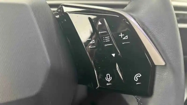 Peugeot 3008 hybrid 145 e-dcs6 — photo 59
