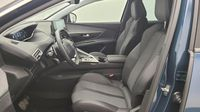 Peugeot 3008 HYBRID 225ch Allure Pack e-EAT8 — photo 9