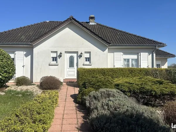 Maison 8 pièces 193 m²