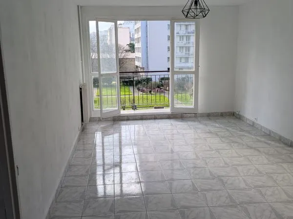 5 pièces 90m2 au lilas a vendre