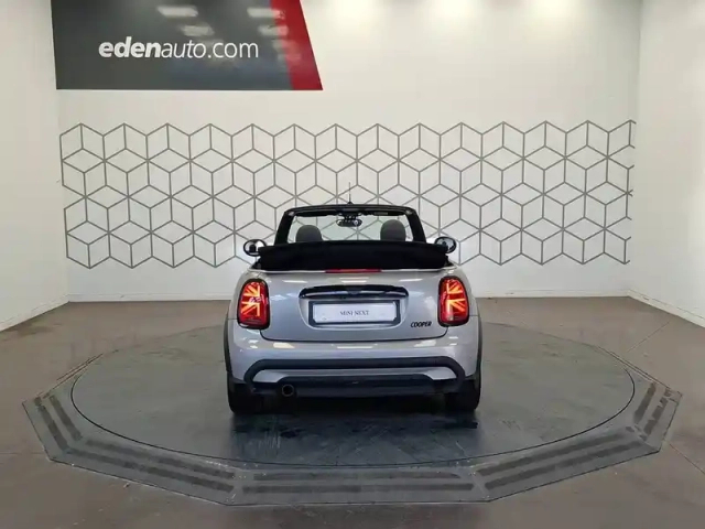 Mini Mini cabriolet cooper 136 ch dkg7 — photo 37