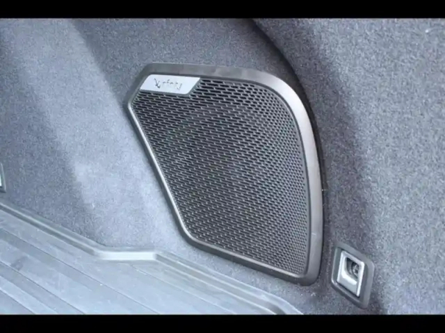 Lynk&Amp;Co 01 1.5 phev 261ch dcth 7 — photo 9