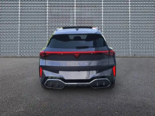 Cupra Terramar 1.5 ehybrid 272 ch dsg6 — photo 4