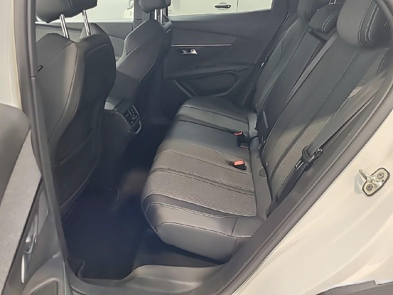 Peugeot 3008 bluehdi 130ch s&s eat8 allure pack — photo 13