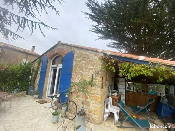 Maison de charme atypique avec vue