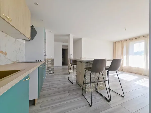 Appartement La Garde 3 pièce(s) 57.13 m2 - 2 chambres - Proche centre ville - Ascenseur - Facilité d
