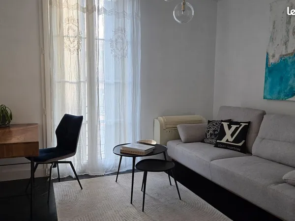 Appartement meublé à louer à long terme - Centre de Cannes