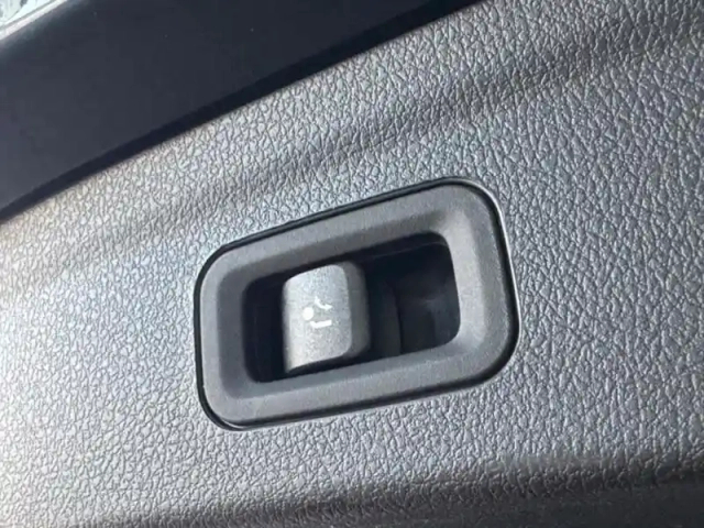 Mercedes Gle 350 e 4matic amg line — photo 40
