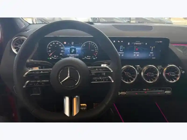 Mercedes Gla 250 e hybrid eq amg line — photo 17