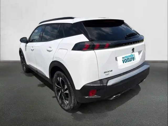Peugeot 2008 puretech 130 s&amp;s eat8 — photo 7