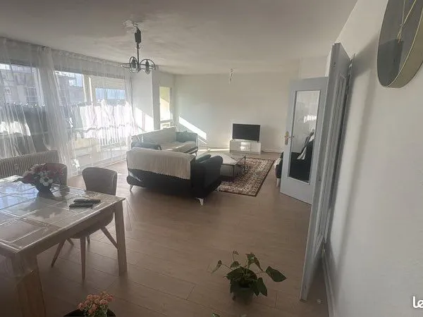 Vends Appartement Loué 5 Pièces 120m2