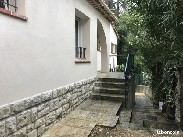 A louer appartement dans villa
