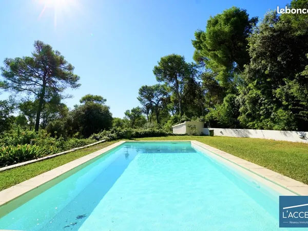 Maison 7 pièces 175 m²