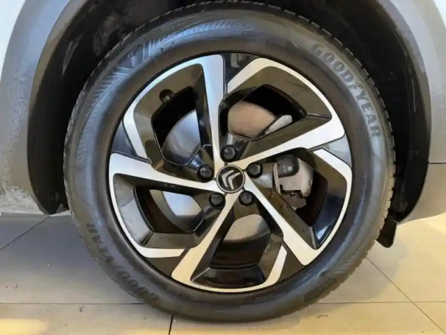 Citroën C5 Aircross hybrid 225ch shine pack e-eat8 — photo 12