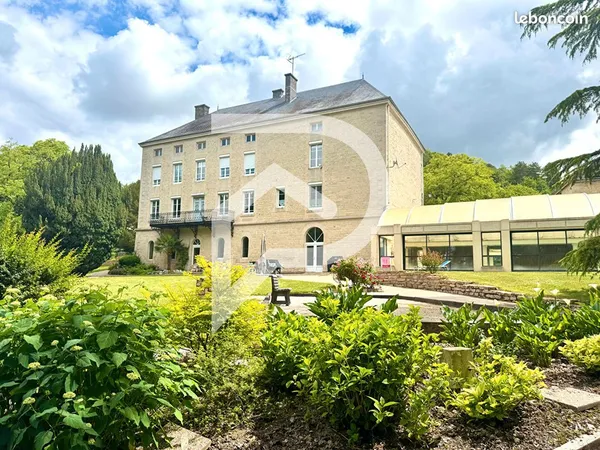 Maison 11 pièces 532 m²