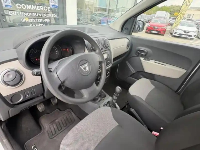 Dacia Lodgy 7 places silver line dci 110 e6 — photo 17