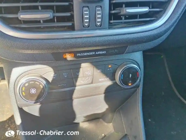 Ford Fiesta 1.0 ecoboost 95 ch s&amp;s bvm6 st-line — photo 13