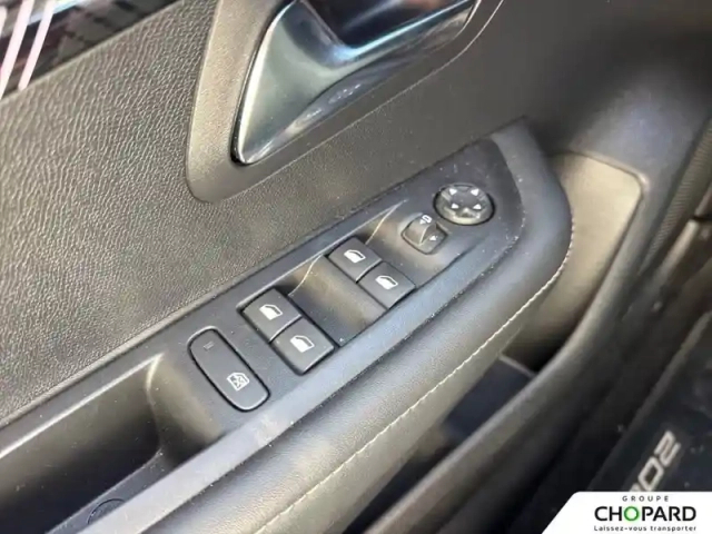 Peugeot 208 hybrid 100 e-dcs6 — photo 22