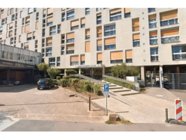 Parking 15 m²