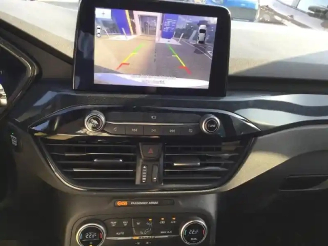 Ford Kuga 2.5 duratec 225ch powersplit phev st-line ecvt — photo 13