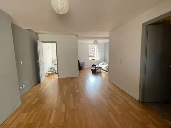 Appartement 1 pièce 51 m²