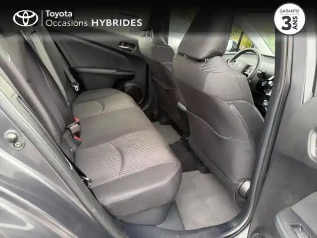 Toyota Prius rechargeable 122h dynamic pack premium mc19 — photo 7