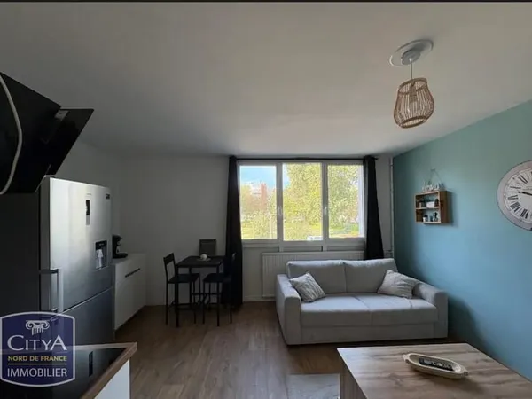 A LOUER - STUDIO MEUBLE