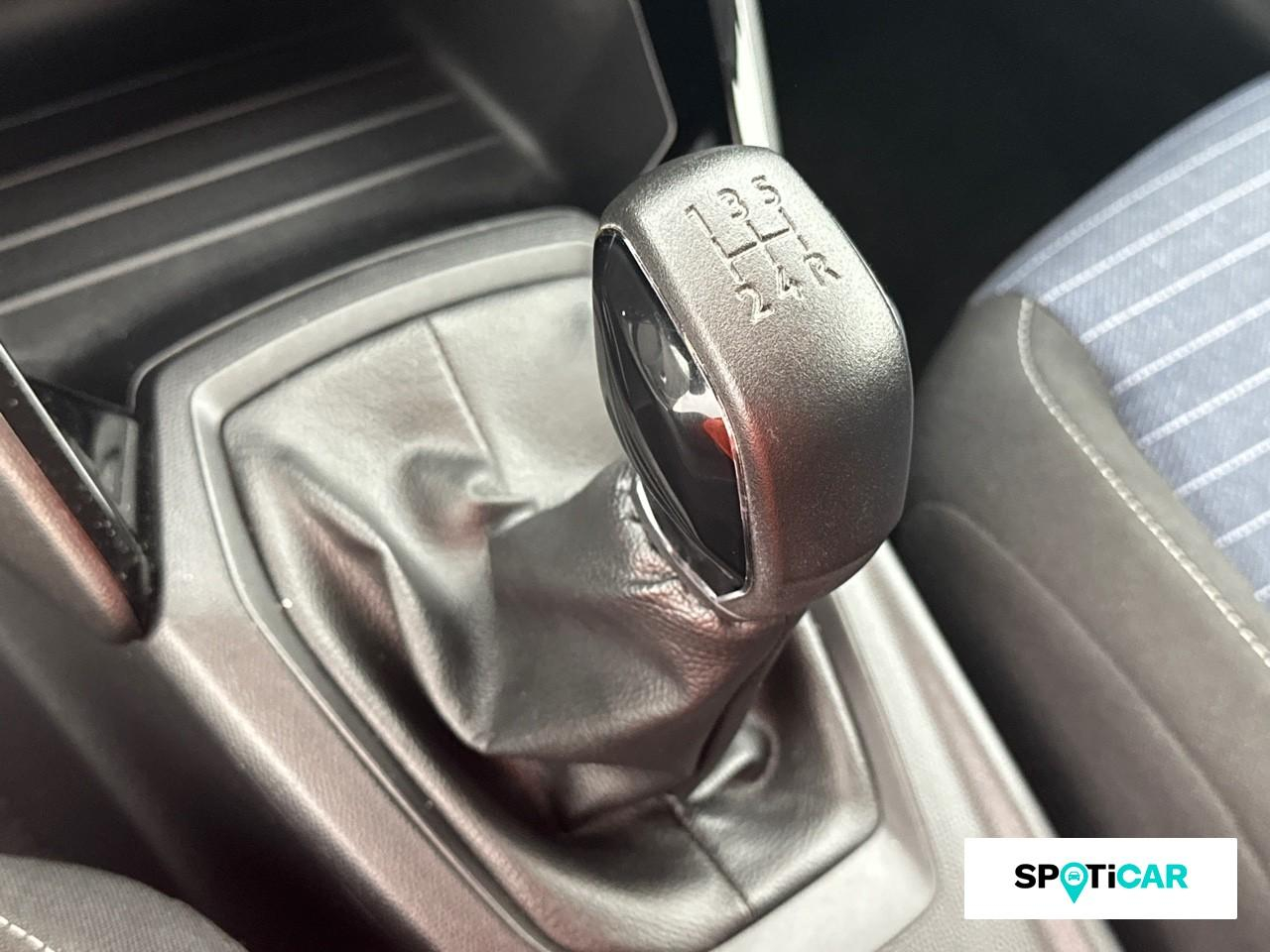 Peugeot 208 1.2 puretech 75ch s&s like — photo 14