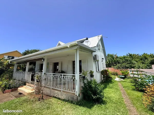 Maison individuelle avec piscine