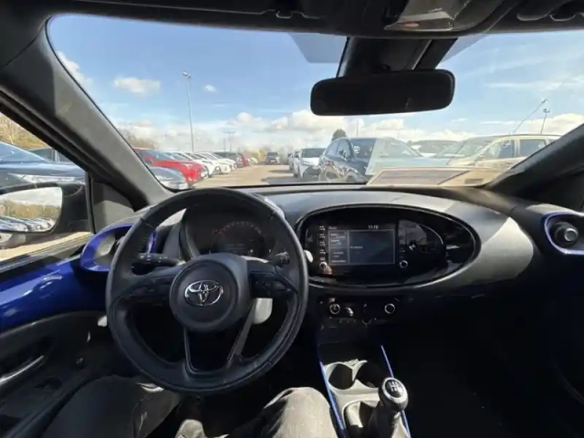 Toyota Aygo 1.0 vvt-i 72 design — photo 11