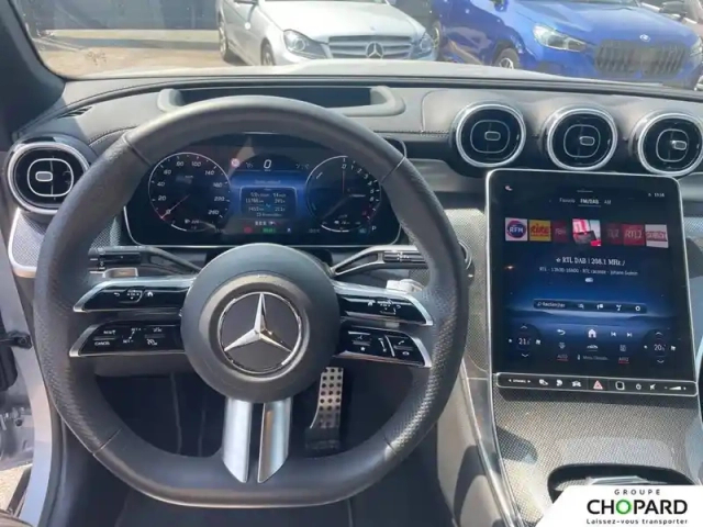 Mercedes Glc coupe 300 e 9g-tronic 4matic — photo 12