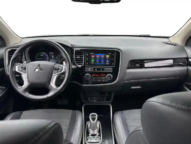 Mitsubishi Outlander phev twin motor business 4wd euro6d-t evap 5cv — photo 14