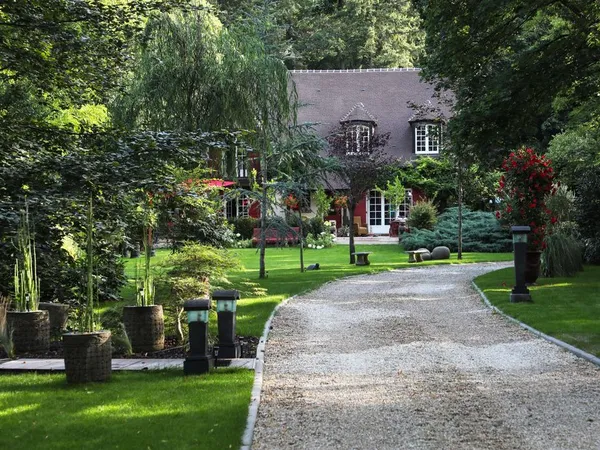 Villa 15 pièces 573 m²